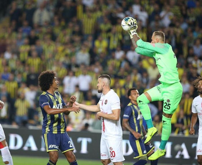 FARK BEKLERKEN... (TUNÇ KAYACI)
