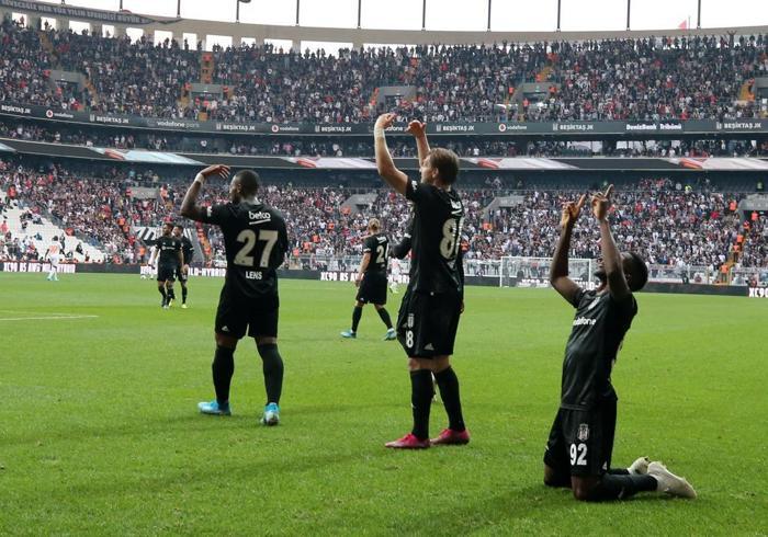 Beşiktaş-Alanyaspor maçlarından kareler