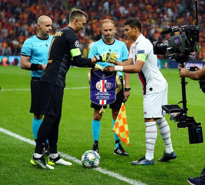 Galatasaray-PSG maçından kareler