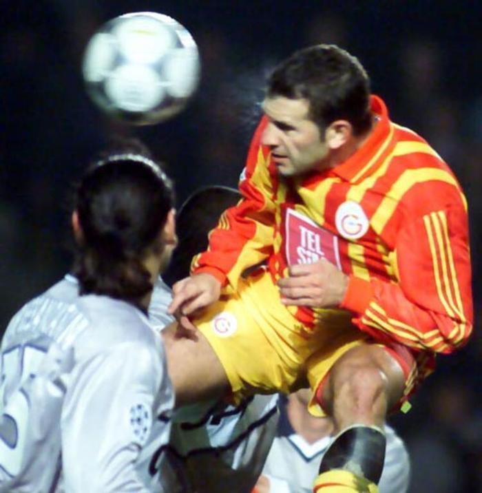 18 yıl önceki Galatasaray - Paris Saint-Germain maçında 25 özel kare