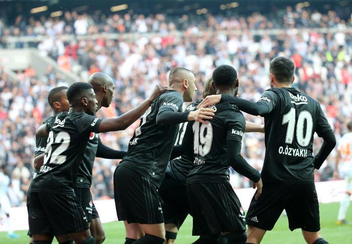 Fanatik yazarları Beşiktaş - Alanyaspor maçını değerlendirdi