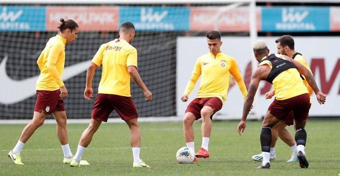 Donktan Emre Mora gözdağı Bu kare Galatasaray idmanında çekildi