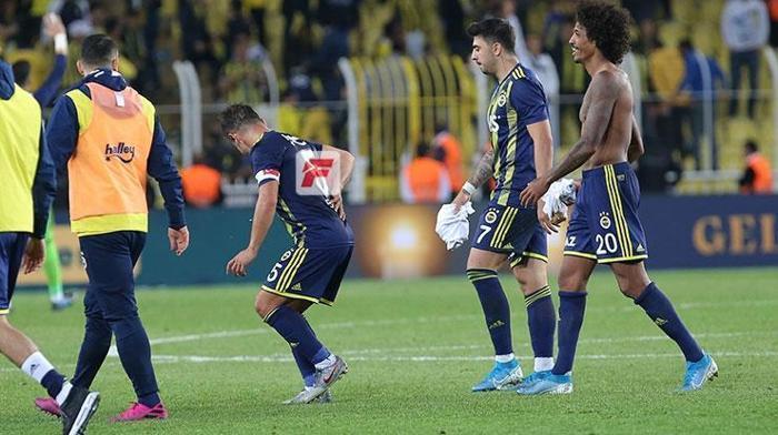 Fenerbahçede son dakika... Emre Belözoğlu ağrılar içinde kaldı