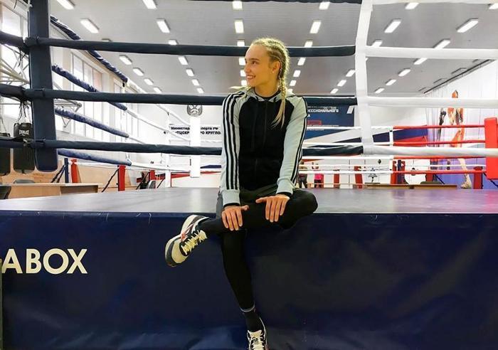 Avrupanın en güzel boksörü Svetlana Soluyanova