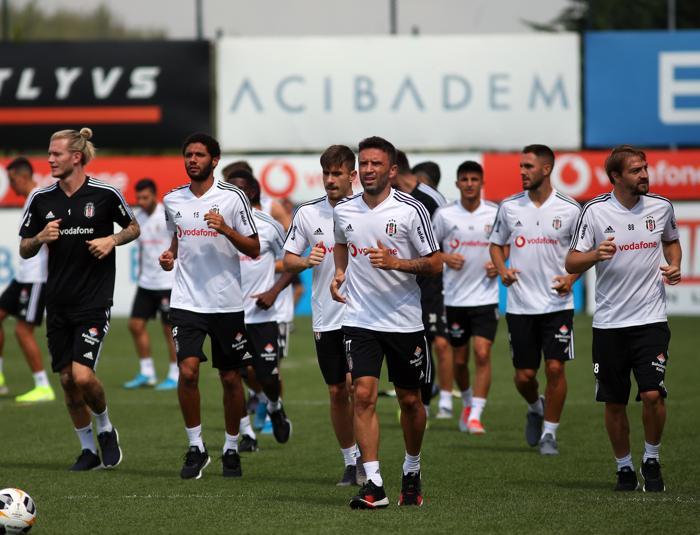 Son dakika Beşiktaşa Oğuzhan ve Burak Yılmaz müjdesi