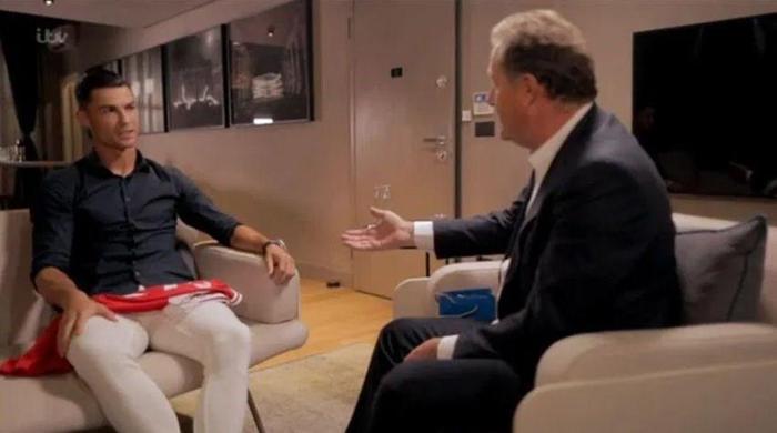 Cristiano Ronaldo çocukluğunda ona hamburger yardımı yapan kadını buldu