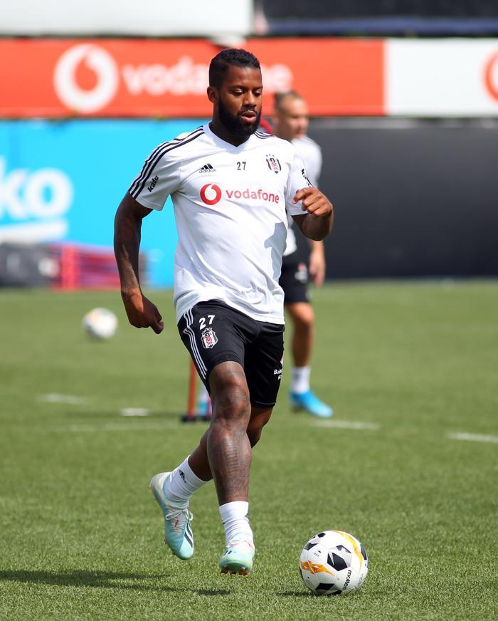 Son dakika Beşiktaşa Oğuzhan ve Burak Yılmaz müjdesi
