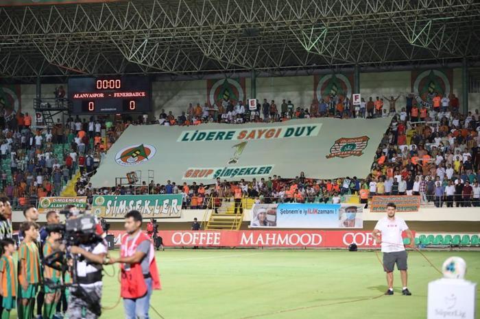 Alanyaspor-Fenerbahçe maçından ekrana yansımayanlar