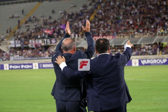 Fiorentina - Galatasaray maçında dikkat çeken kare