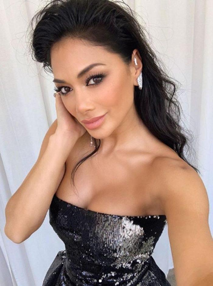 Nicole Scherzingerın çıplak fotoğrafı ve cinsel ilişki videosuna ait link paylaşıldı