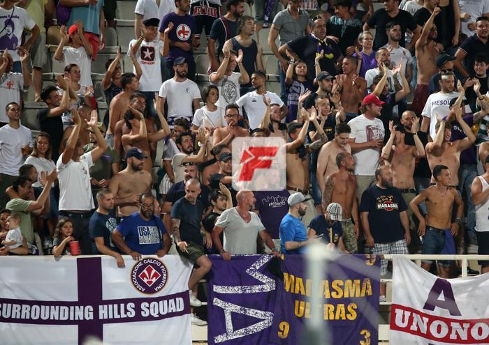 Fiorentina - Galatasaray maçında dikkat çeken kare