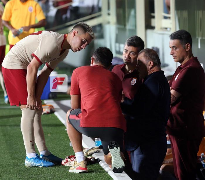 Fiorentina - Galatasaray maçında dikkat çeken kare