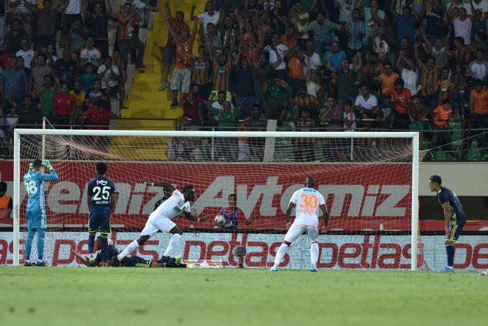 Fanatik yazarlarının Alanyaspor - Fenerbahçe maçı yorumları