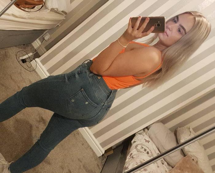 Yatak odası fotoğraflarını paylaşarak ayda 22 bin TL kazanıyor
