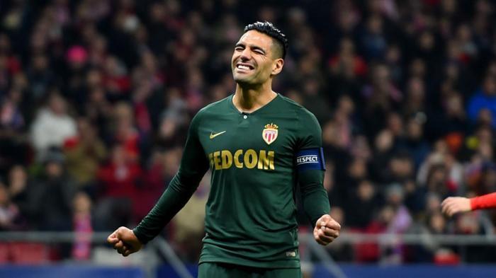 Falcao transferiyle ilgili canlı yayında bomba açıklama
