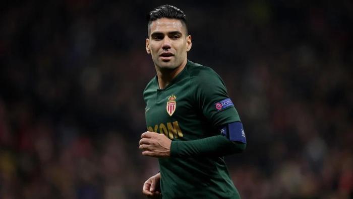Galatasaray-Falcao flörtünde son dakika... Transferde kritik gelişme