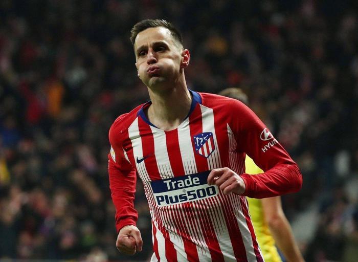 Forvet transferinde son dakika Nikola Kalinic...