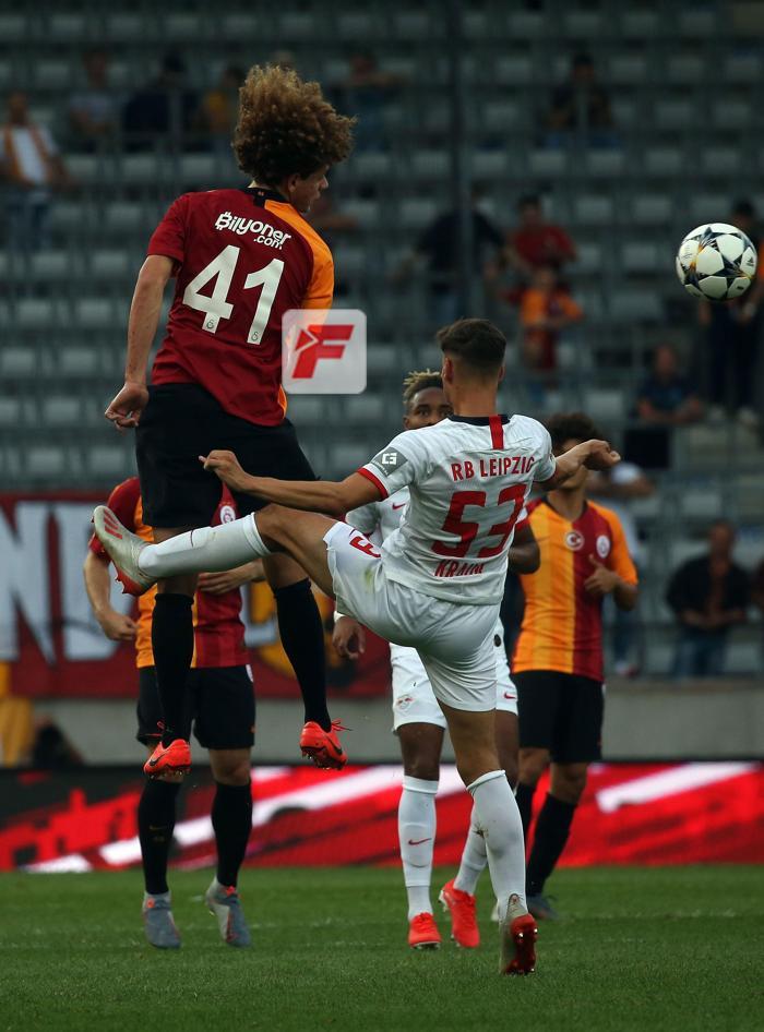 Galatasaray - Leipzig maçında göz doldurdu Fatih Terimin yeni prensi...