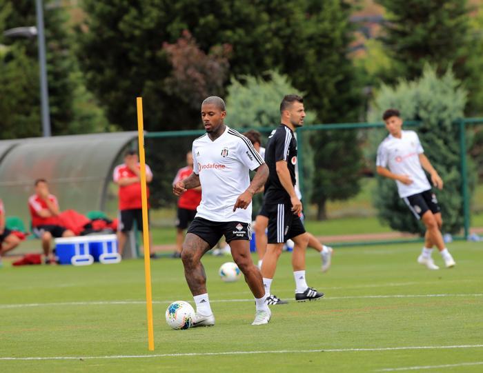Lens form tutmaya başladı