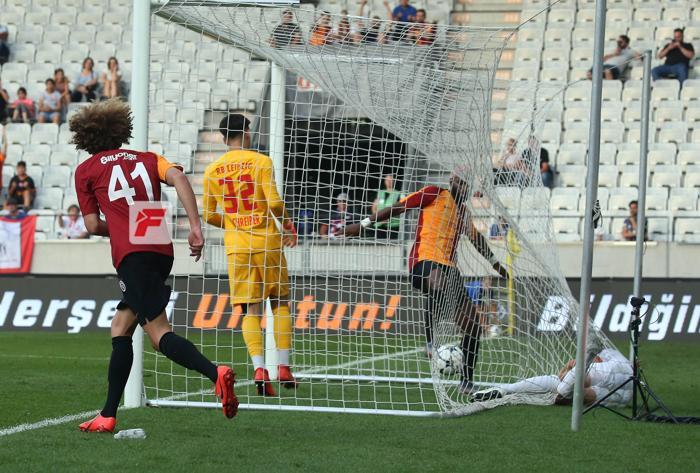 Galatasaray - Leipzig maçında göz doldurdu Fatih Terimin yeni prensi...
