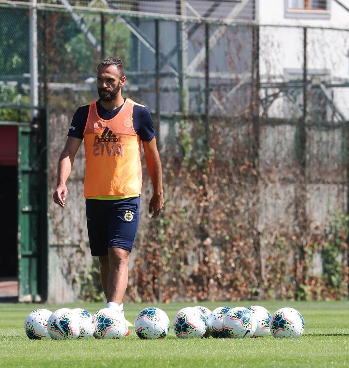 Fenerbahçede Rodrigues takıma ısınıyor
