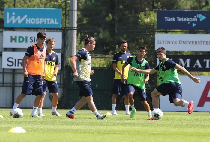 Fenerbahçede Rodrigues takıma ısınıyor