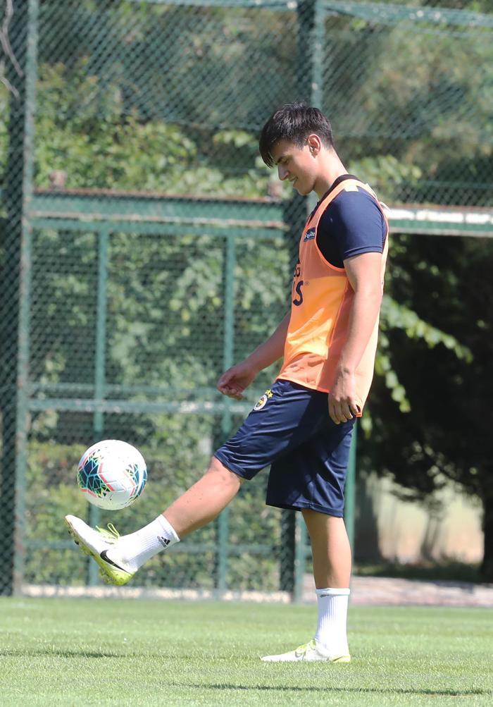 Fenerbahçede Rodrigues takıma ısınıyor