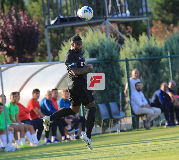 Beşiktaş Kocaelisporu yendi, Oğuzhan Akgün Ben de buradayım dedi