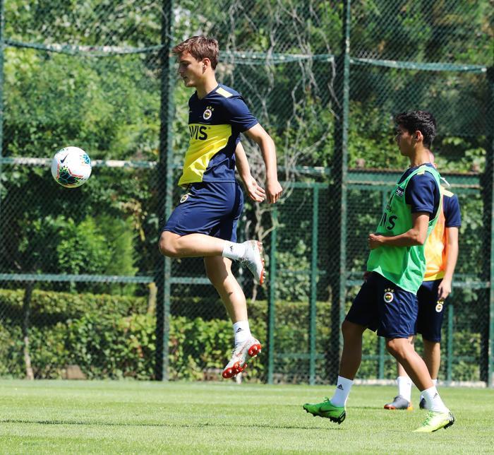 Fenerbahçede Rodrigues takıma ısınıyor