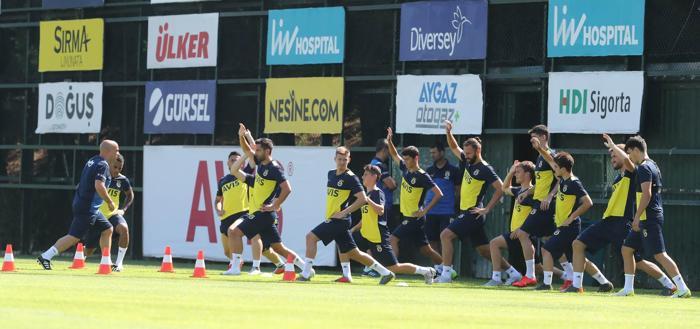 Fenerbahçede Rodrigues takıma ısınıyor
