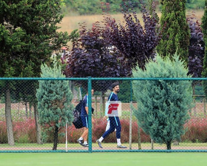 Beşiktaşta Tolga Zengin sürprizi Antrenmanda...
