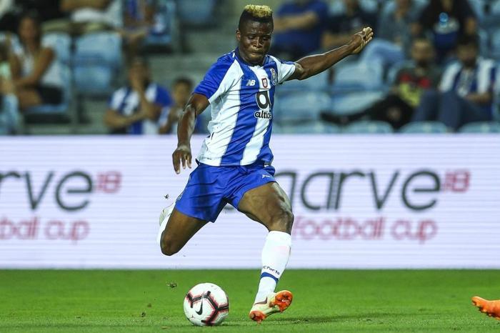 Beşiktaştan Mikel Agu bombası Görüşmeler başladı...