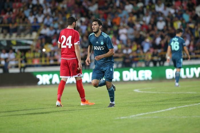 Fenerbahçede genç futbolcular göze girdi