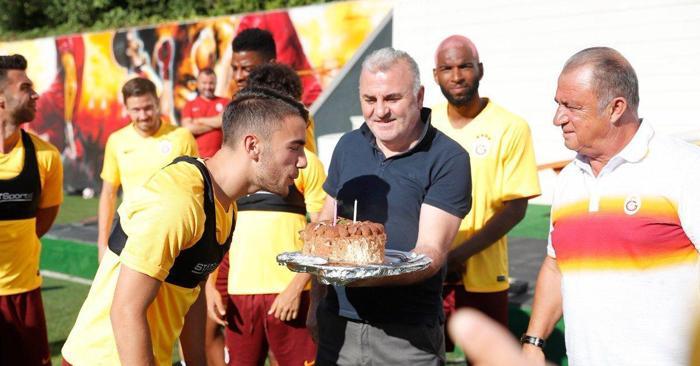Galatasarayda teknik patron Fatih Terim antrenmana damga vurdu
