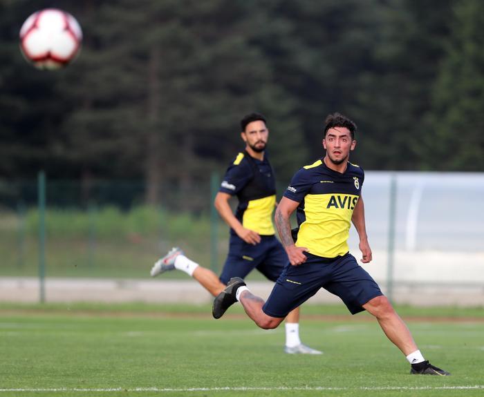 Fenerbahçede Emre Belözoğlu kampa katıldı