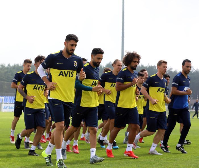 Fenerbahçe ilk antrenmanını gerçekleştirdi