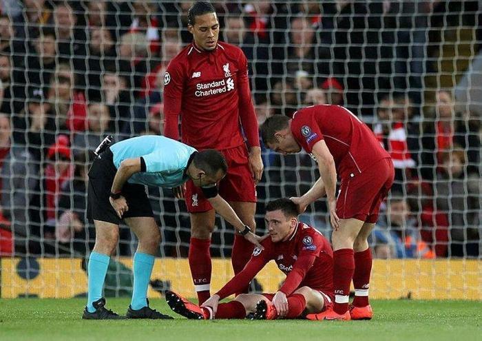 Liverpool - Barcelona maçına Cüneyt Çakır damgasını vurdu