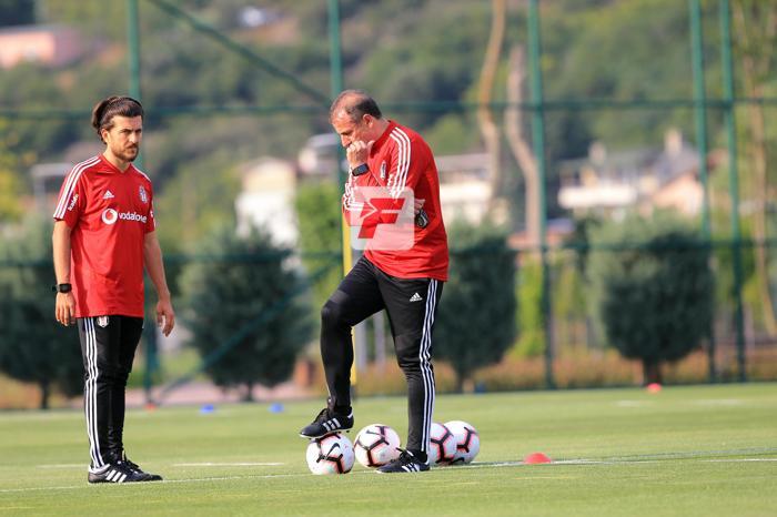 Beşiktaş idmanında dikkat çeken detay Jeremain Lens...