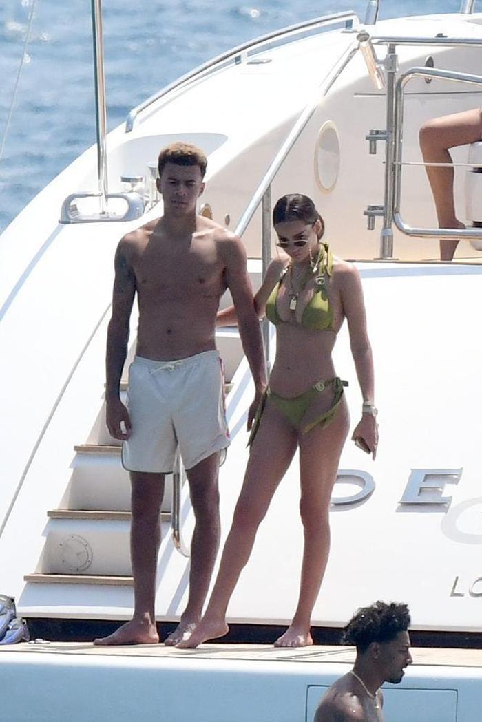 Dele Alli ve sevgilisi Ruby Mae tatile tam gaz devam ediyor