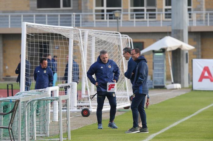 Son dakika - Fenerbahçede Damien Comolli Topuk Yaylasına ayak bastı En çok o futbolcuyla konuştu