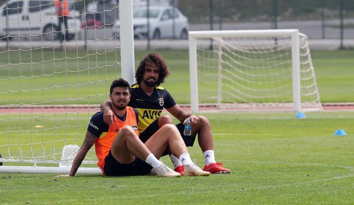 Fenerbahçe ilk antrenmanını gerçekleştirdi