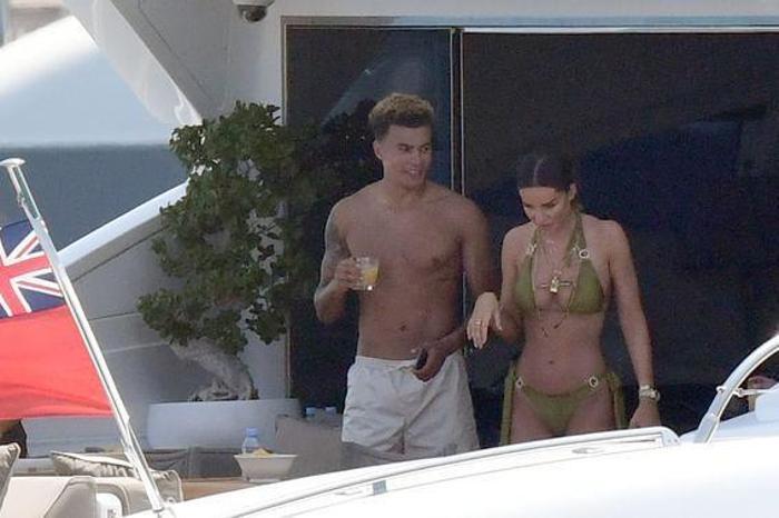 Dele Alli ve sevgilisi Ruby Mae tatile tam gaz devam ediyor