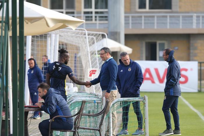 Son dakika - Fenerbahçede Damien Comolli Topuk Yaylasına ayak bastı En çok o futbolcuyla konuştu