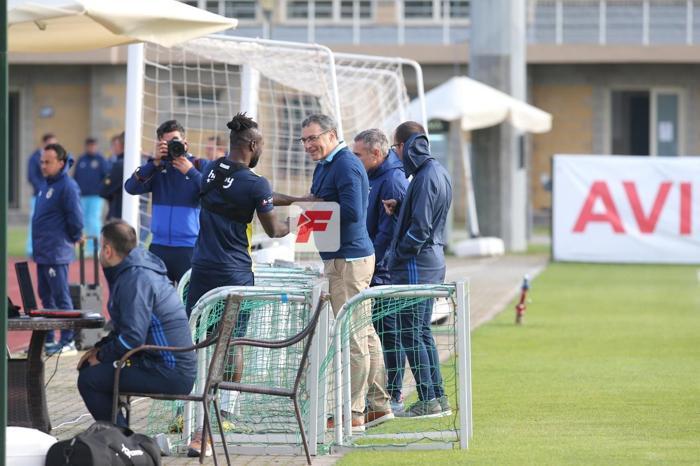 Son dakika - Fenerbahçede Damien Comolli Topuk Yaylasına ayak bastı En çok o futbolcuyla konuştu