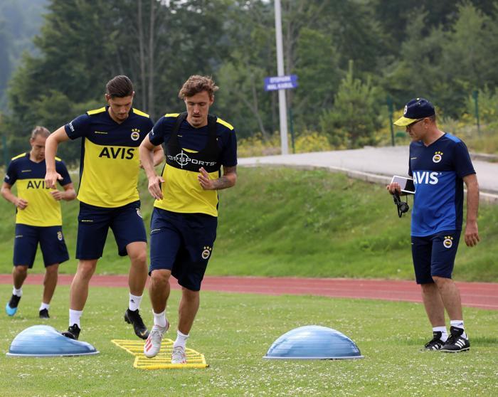 Fenerbahçe ilk antrenmanını gerçekleştirdi