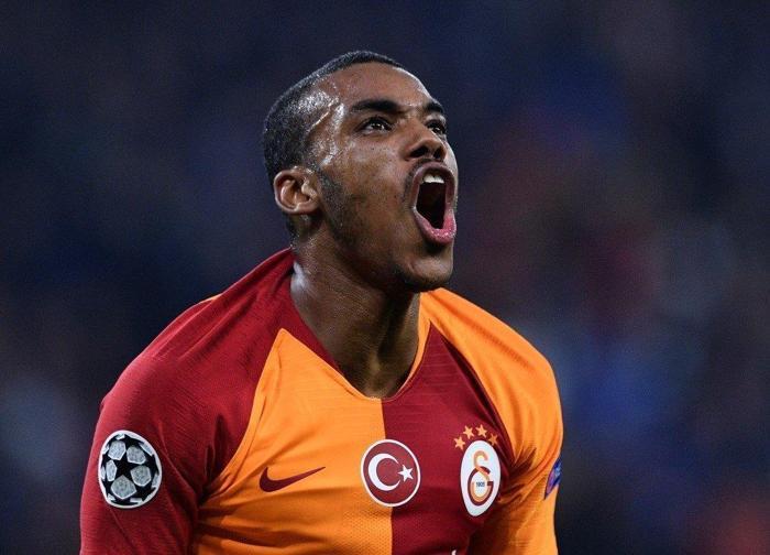 Fenerbahçe transfer bombalarını patlatıyor 4 yıldız için geri sayım