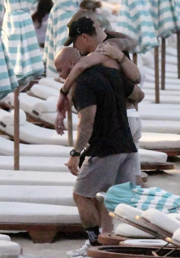 Dele Alli ve sevgilisi Ruby Mae tatile tam gaz devam ediyor