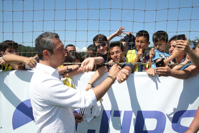 Fenerbahçede taraftar buluşması gerçekleştirildi