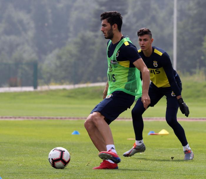 Fenerbahçe ilk antrenmanını gerçekleştirdi