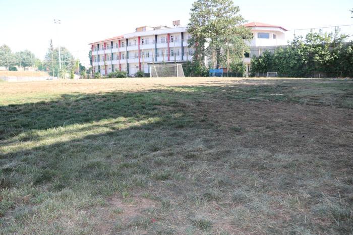 Elektriği suyu kesik